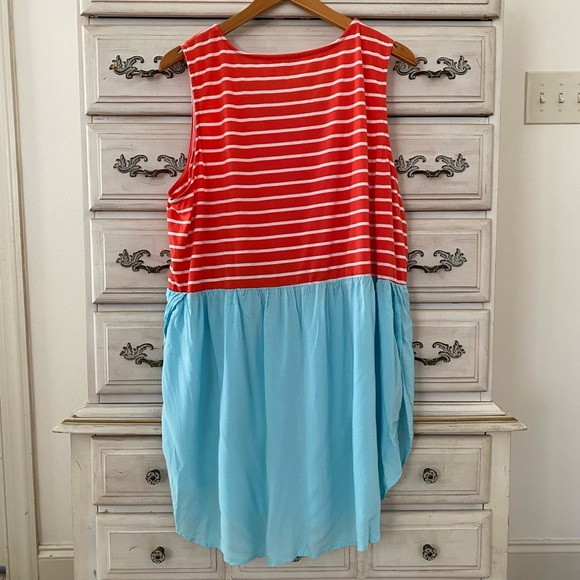 Red and Blue Striped Sleeveless Top - Picture 2 of 4
